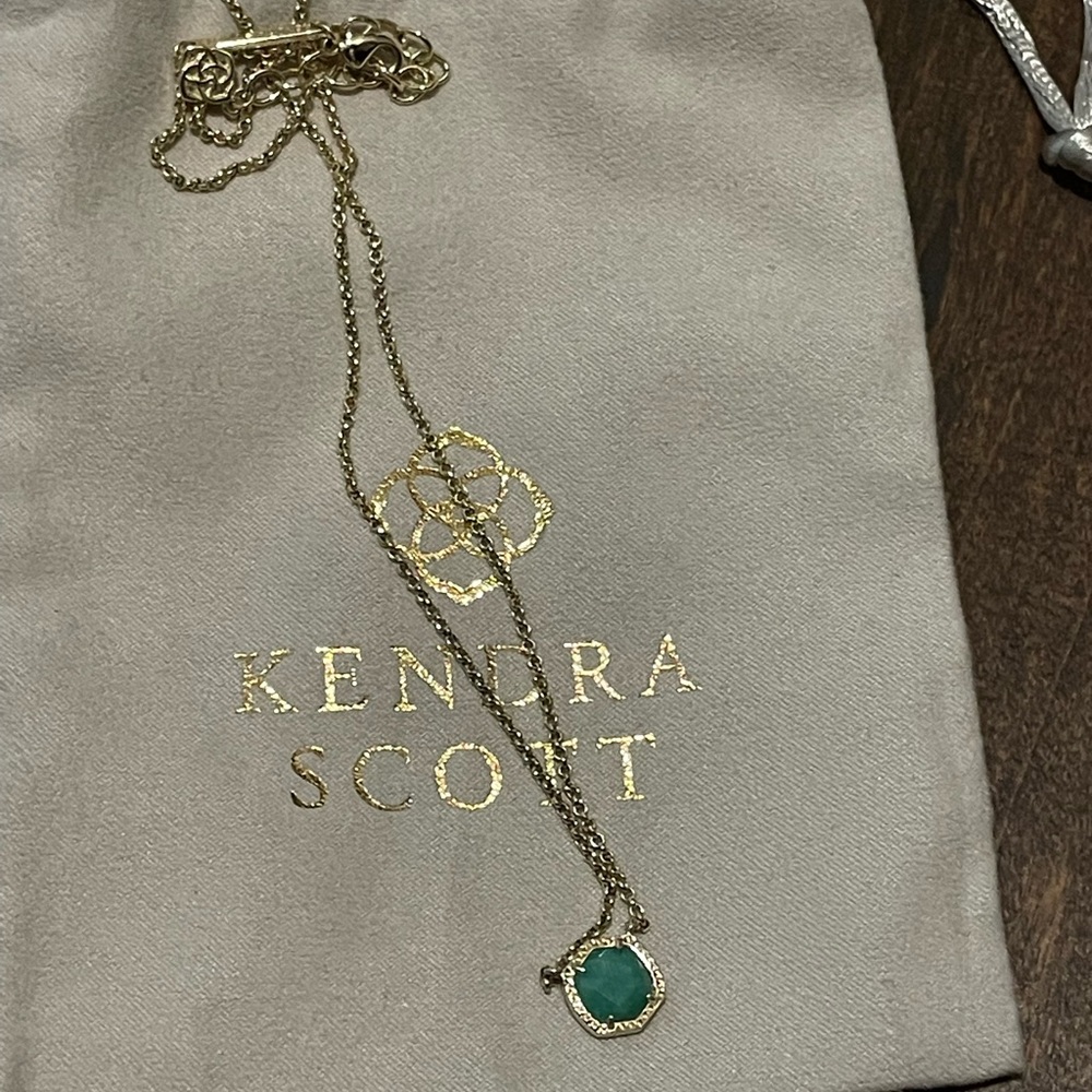Green Kendra Scott Necklace